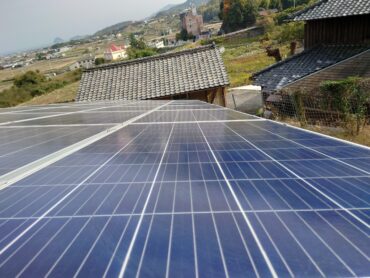 愛媛県|太陽光パネル清掃メンテナンス|株式会社アイエネ さぬき市　野立て