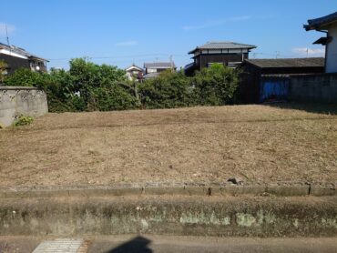 愛媛県|太陽光パネル清掃メンテナンス|株式会社アイエネ 草刈り